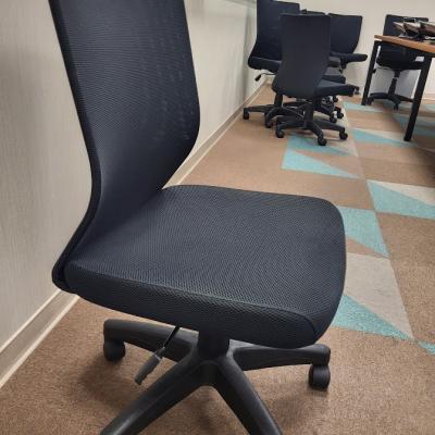 【簡素材OA/二手辦公家具】  辦公椅  科技公司釋出一批  保持蠻新紗網透氣辦公椅